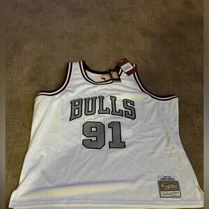 Mitchell & Ness Swingman Chicago Bulls Alternate 1997-98 Dennis Rodman Jersey